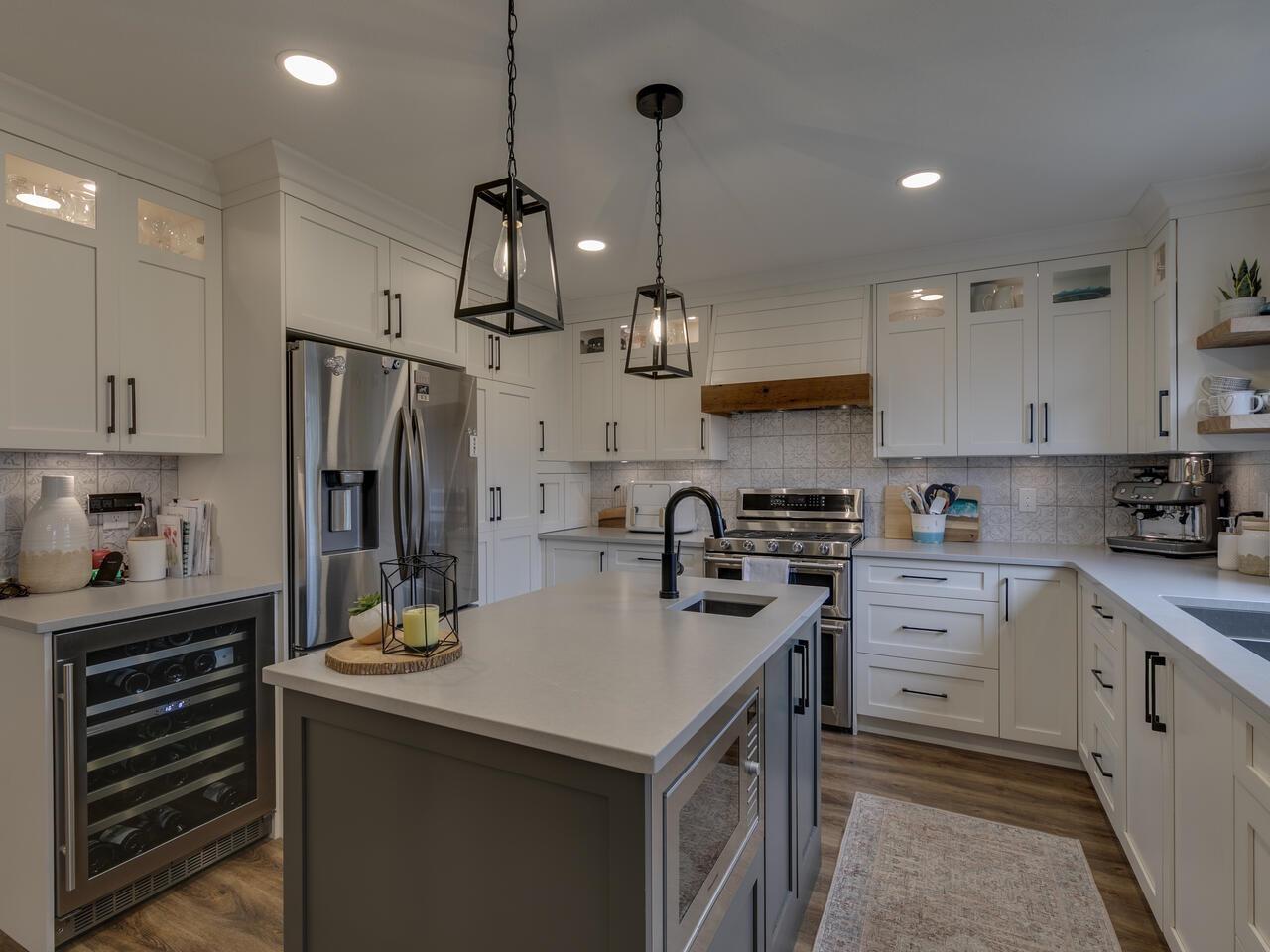 8060 Melburn Drive, Mission, British Columbia V2V 7B6 - Photo 16 - R3063417