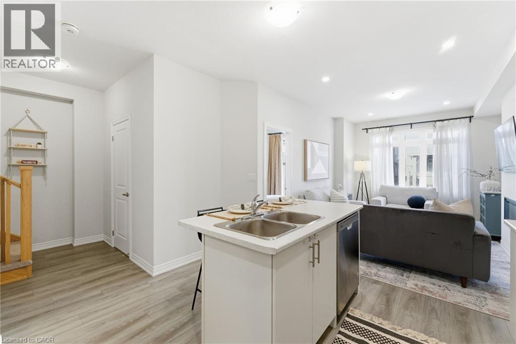 40 Zinfandel Drive Unit# 38, Stoney Creek, Ontario  L8E 0L1 - Photo 11 - 40789551