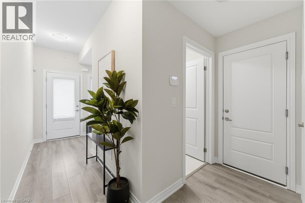 40 Zinfandel Drive Unit# 38, Stoney Creek, Ontario  L8E 0L1 - Photo 5 - 40789551