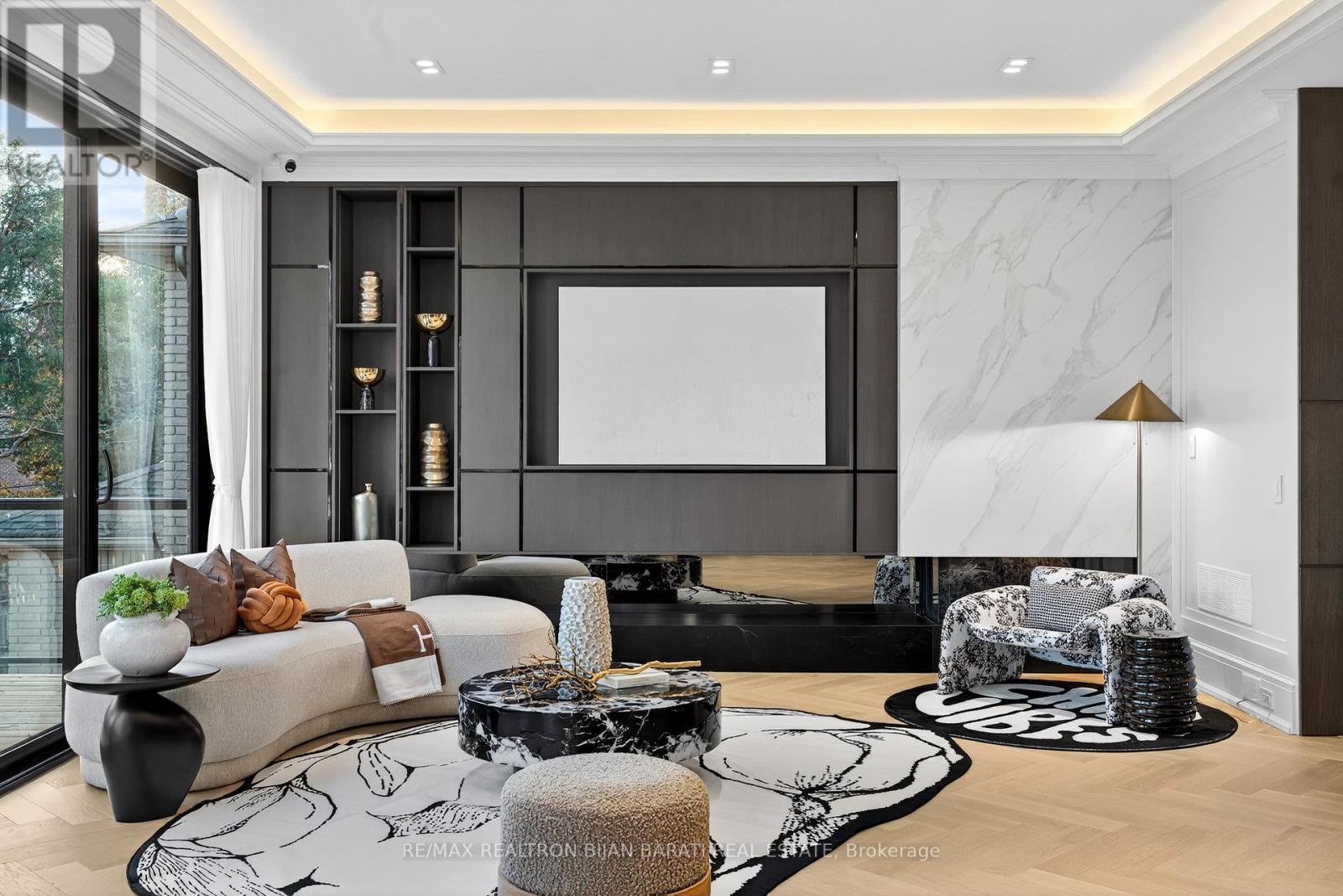 135 Alfred Avenue, Toronto, Ontario  M2N 3J1 - Photo 4 - C12564020