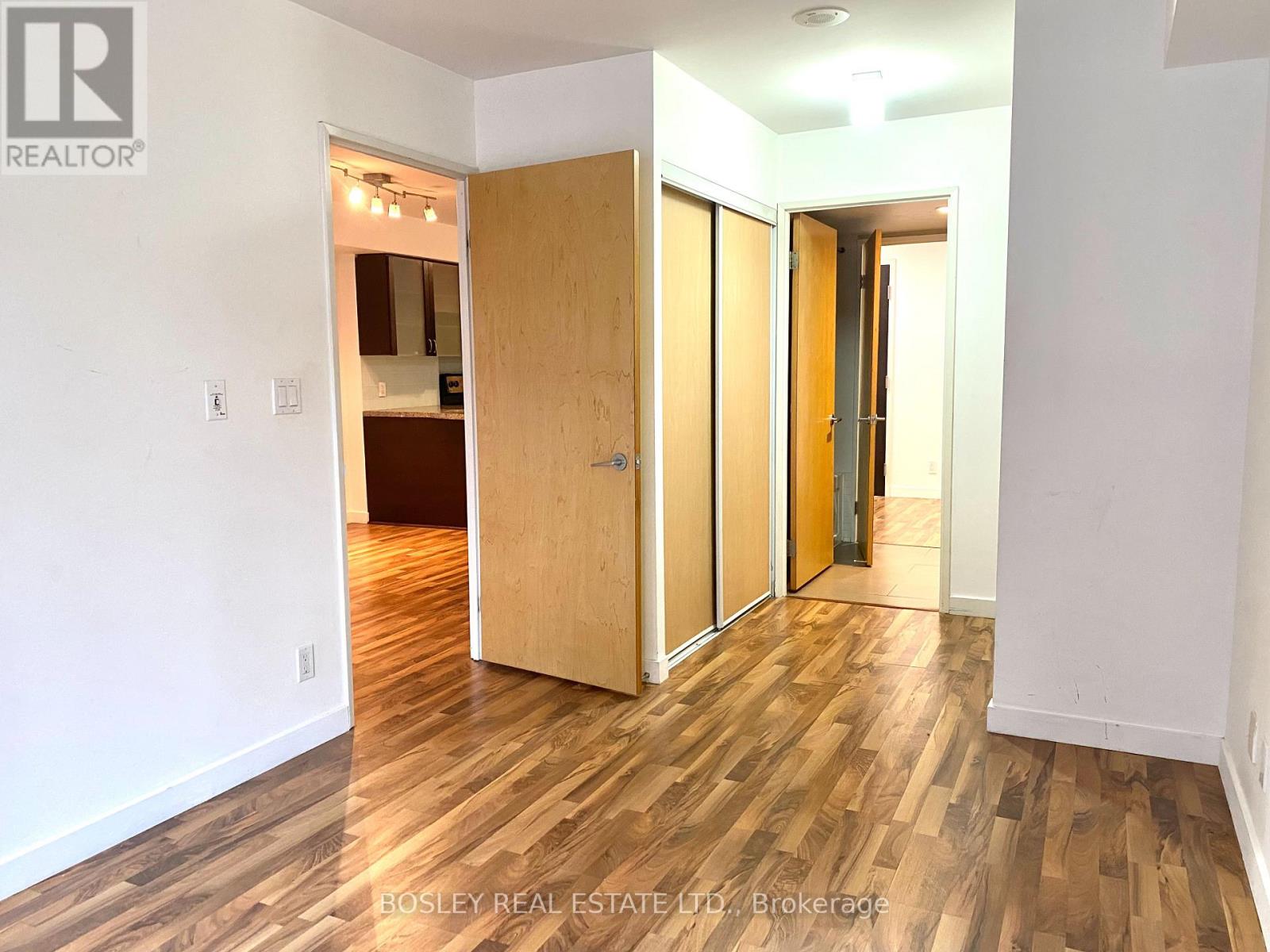 211 - 1005 King Street, Toronto, Ontario  M6K 3M8 - Photo 17 - C12564076