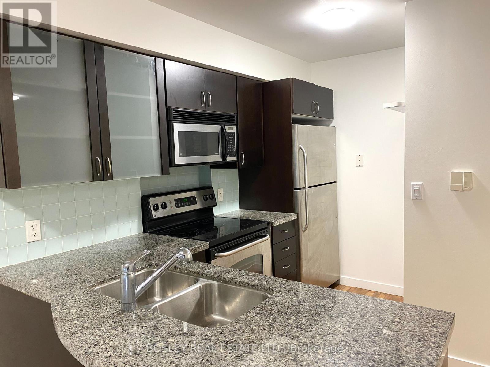 211 - 1005 King Street, Toronto, Ontario  M6K 3M8 - Photo 6 - C12564076