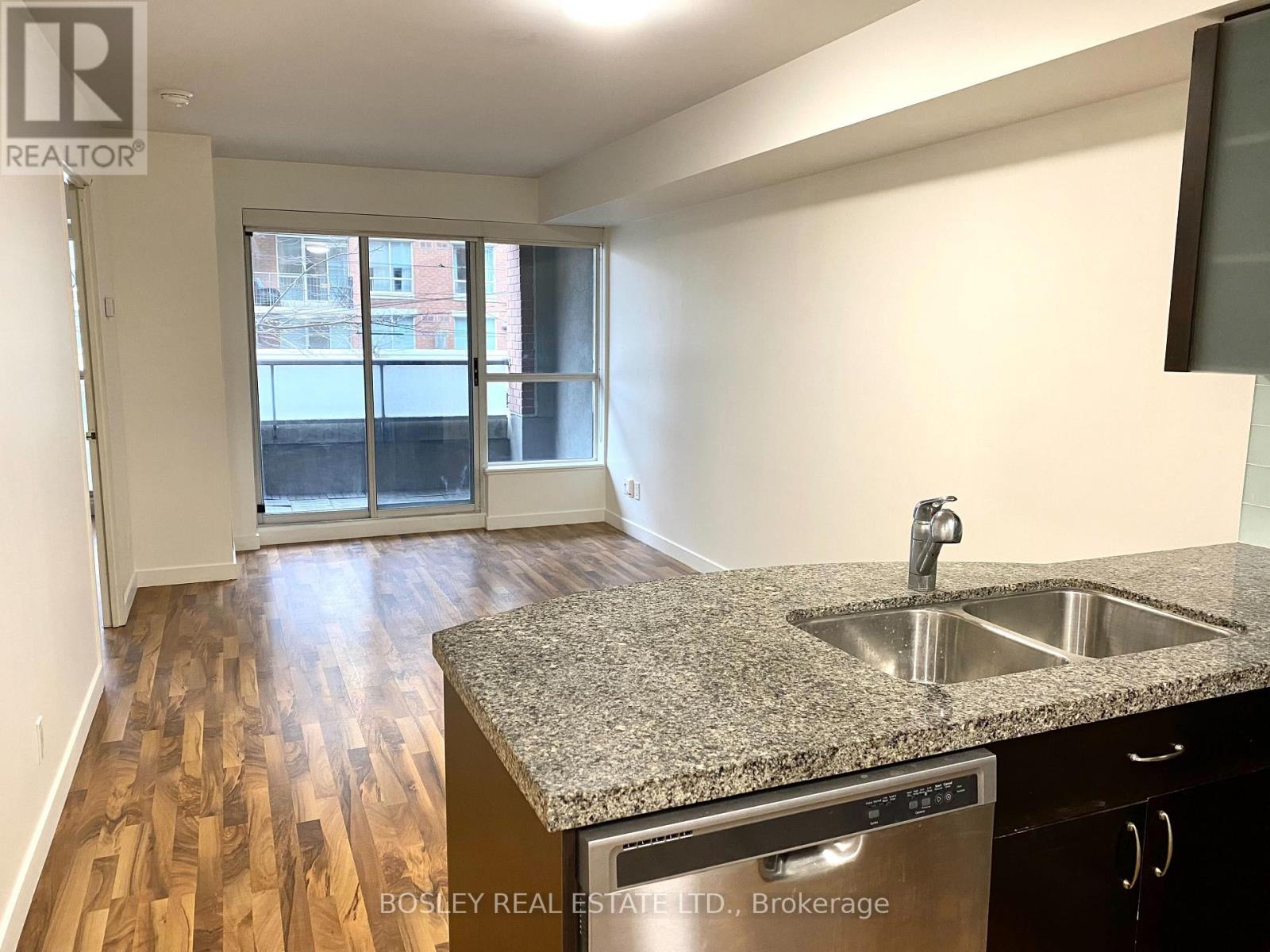 211 - 1005 King Street, Toronto, Ontario  M6K 3M8 - Photo 7 - C12564076