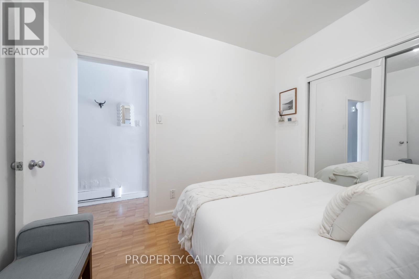 2 - 942 Queen Street W, Toronto, Ontario  M6J 1G8 - Photo 9 - C12564088