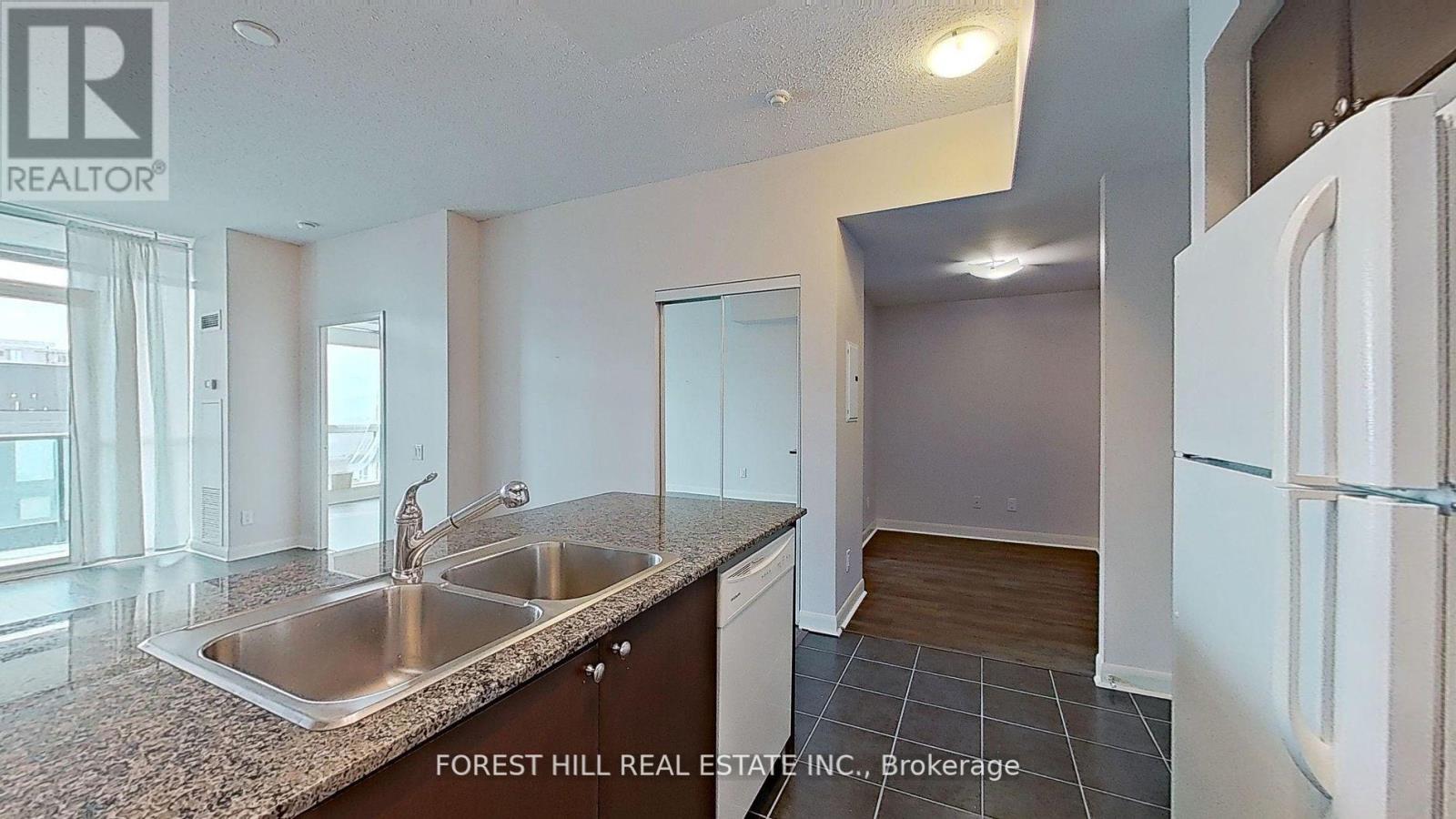 1019 - 525 Wilson Avenue, Toronto, Ontario  M3H 1V1 - Photo 6 - C12564128