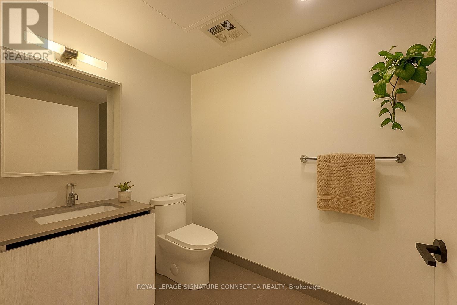 426 - 35 Parliament Street, Toronto, Ontario  M5A 2Y2 - Photo 4 - C12564234