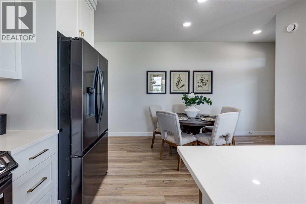 141 Gray Close, Sylvan Lake, Alberta  T4S 0W4 - Photo 5 - A2247380
