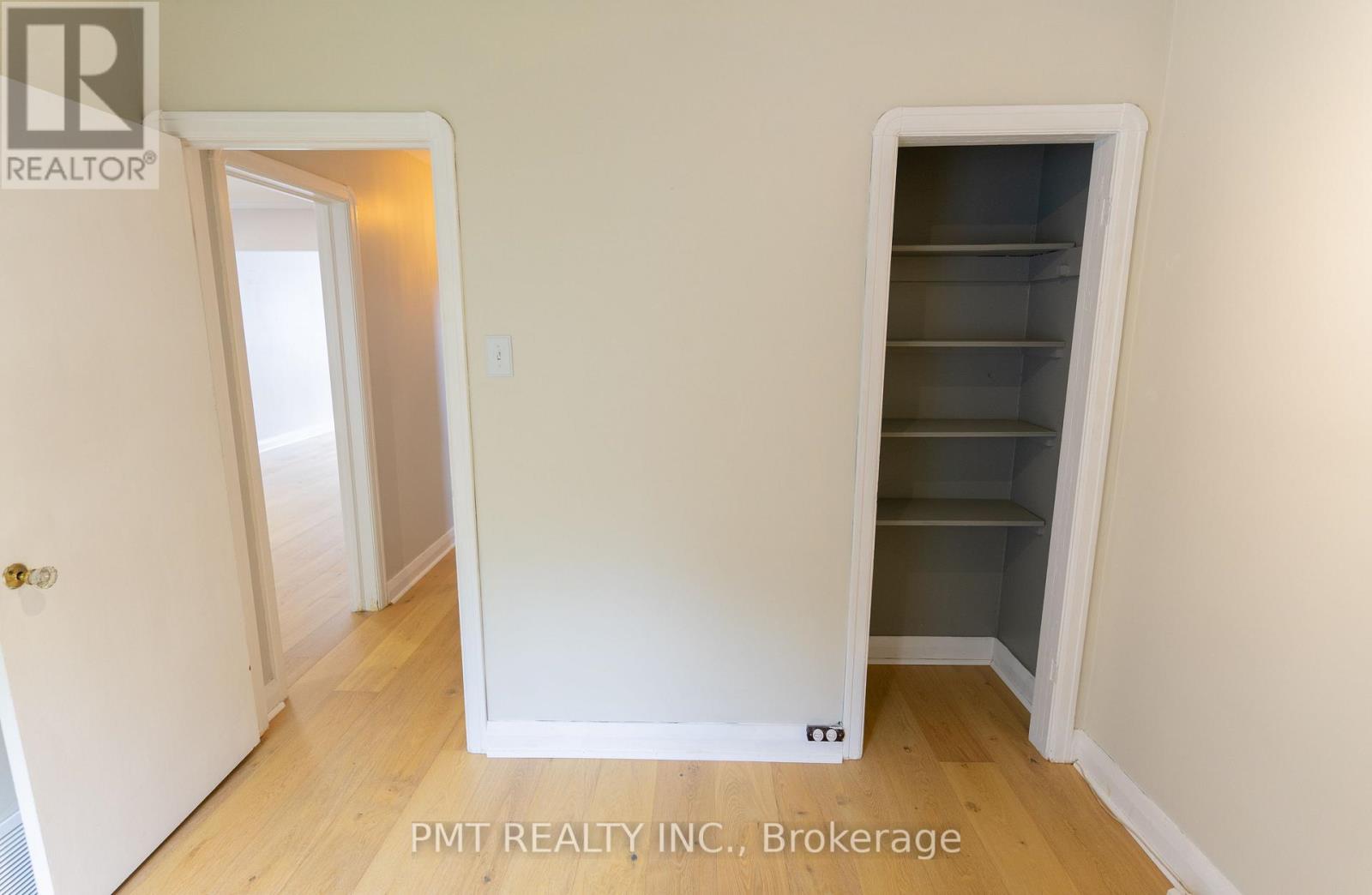 15 Dalecrest Drive, Toronto, Ontario  M4B 1V2 - Photo 11 - E12564144