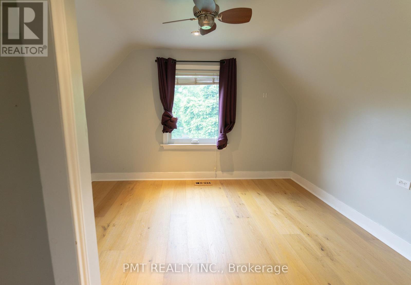 15 Dalecrest Drive, Toronto, Ontario  M4B 1V2 - Photo 12 - E12564144