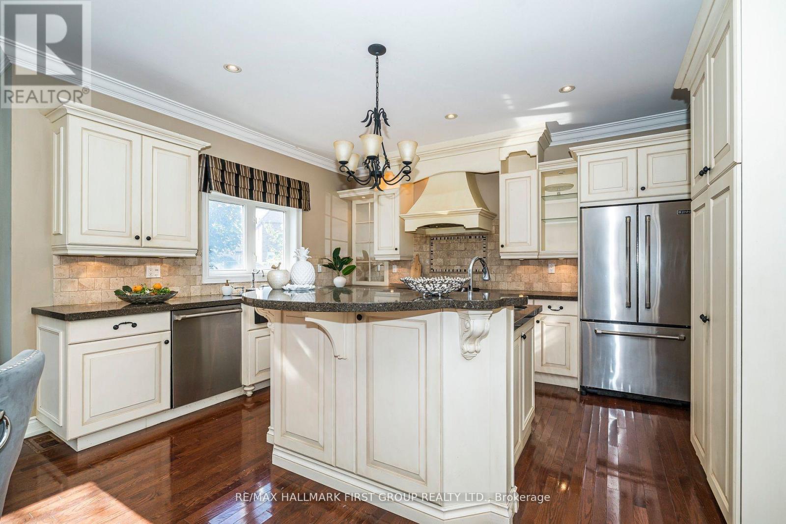 24 Portelli Crescent, Ajax, Ontario  L1Z 0C3 - Photo 12 - E12564158