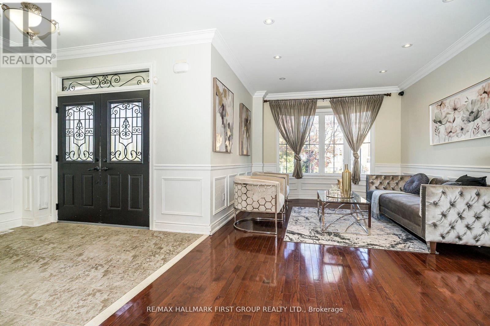 24 Portelli Crescent, Ajax, Ontario  L1Z 0C3 - Photo 5 - E12564158