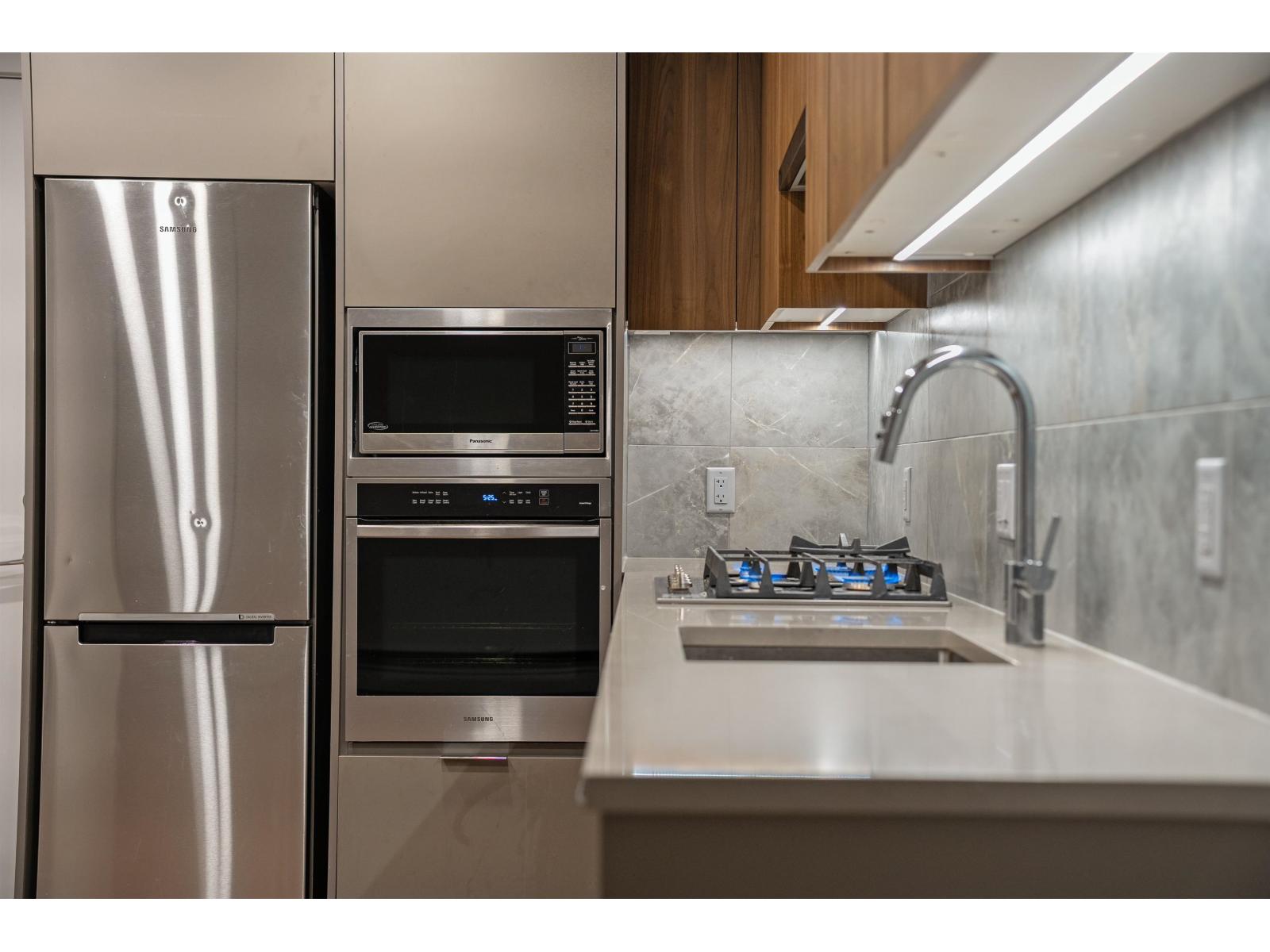 206 13359 Old Yale Road, Surrey, British Columbia V3T 0S4 - Photo 4 - R3069066