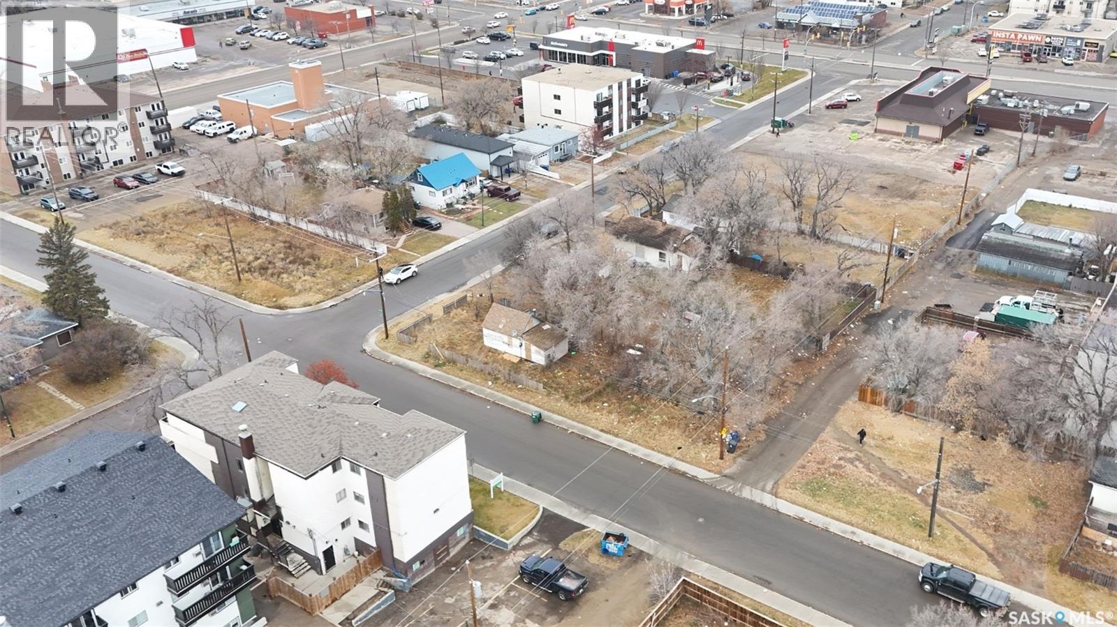 138 V Avenue S, Saskatoon, Saskatchewan  S7M 3E1 - Photo 5 - SK024428