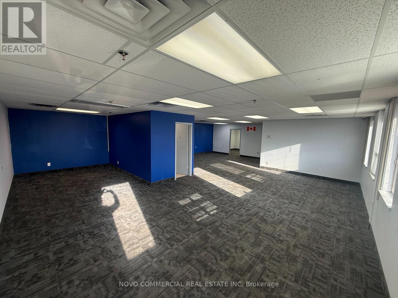 B - 615 Orwell Street, Mississauga, Ontario  L5A 2W4 - Photo 11 - W12537494