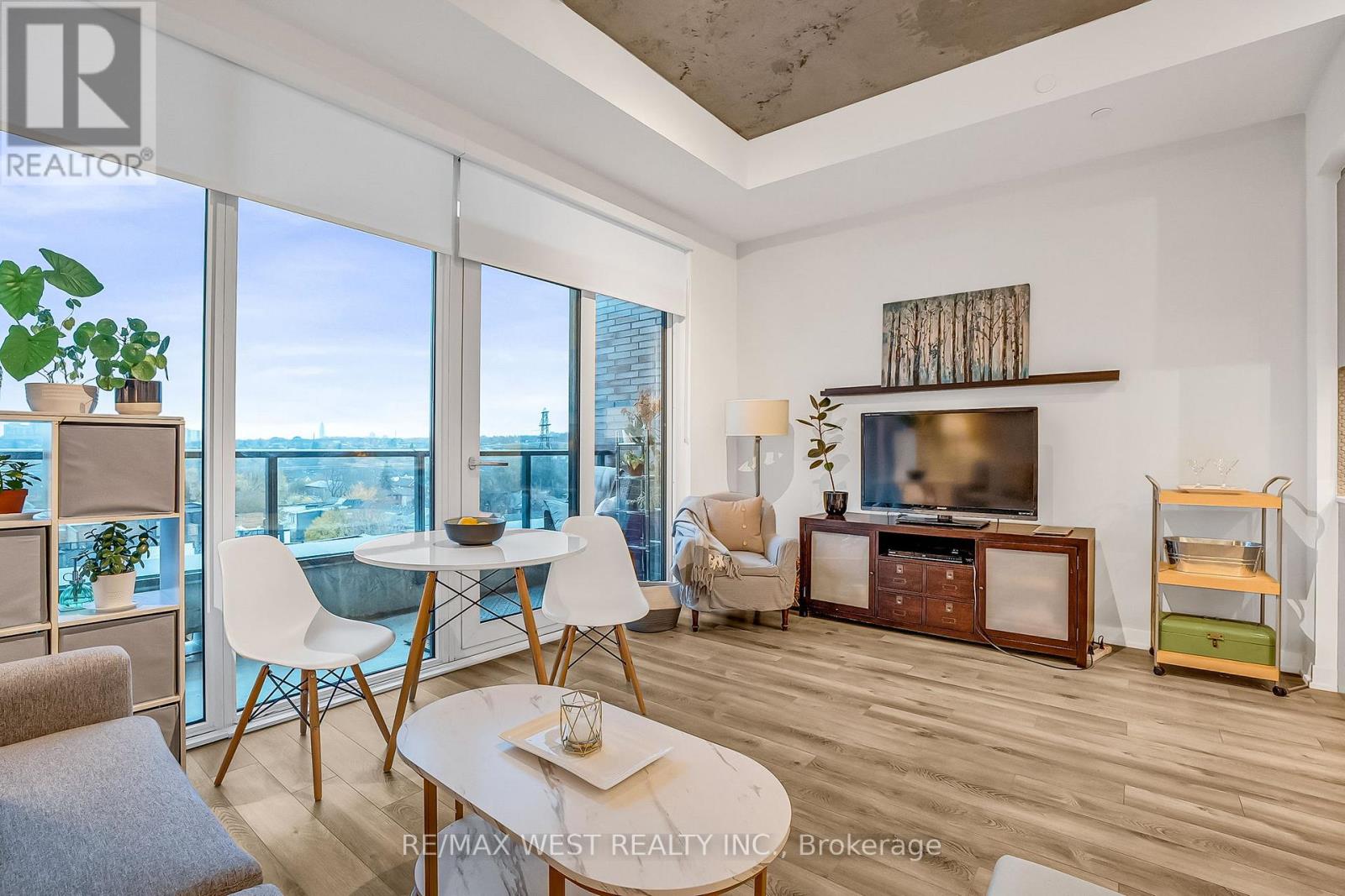 1808 St. Clair W, Toronto, Ontario  M6N 0C1 - Photo 13 - W12561584