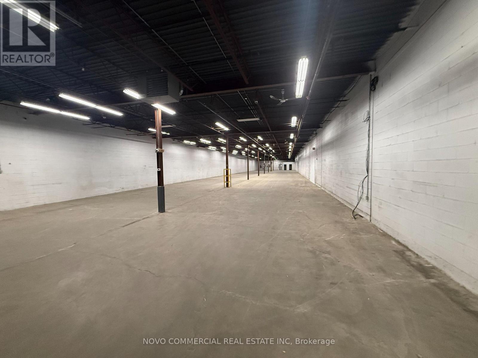 B - 615 Orwell Street, Mississauga, Ontario  L5A 2W4 - Photo 6 - W12537494