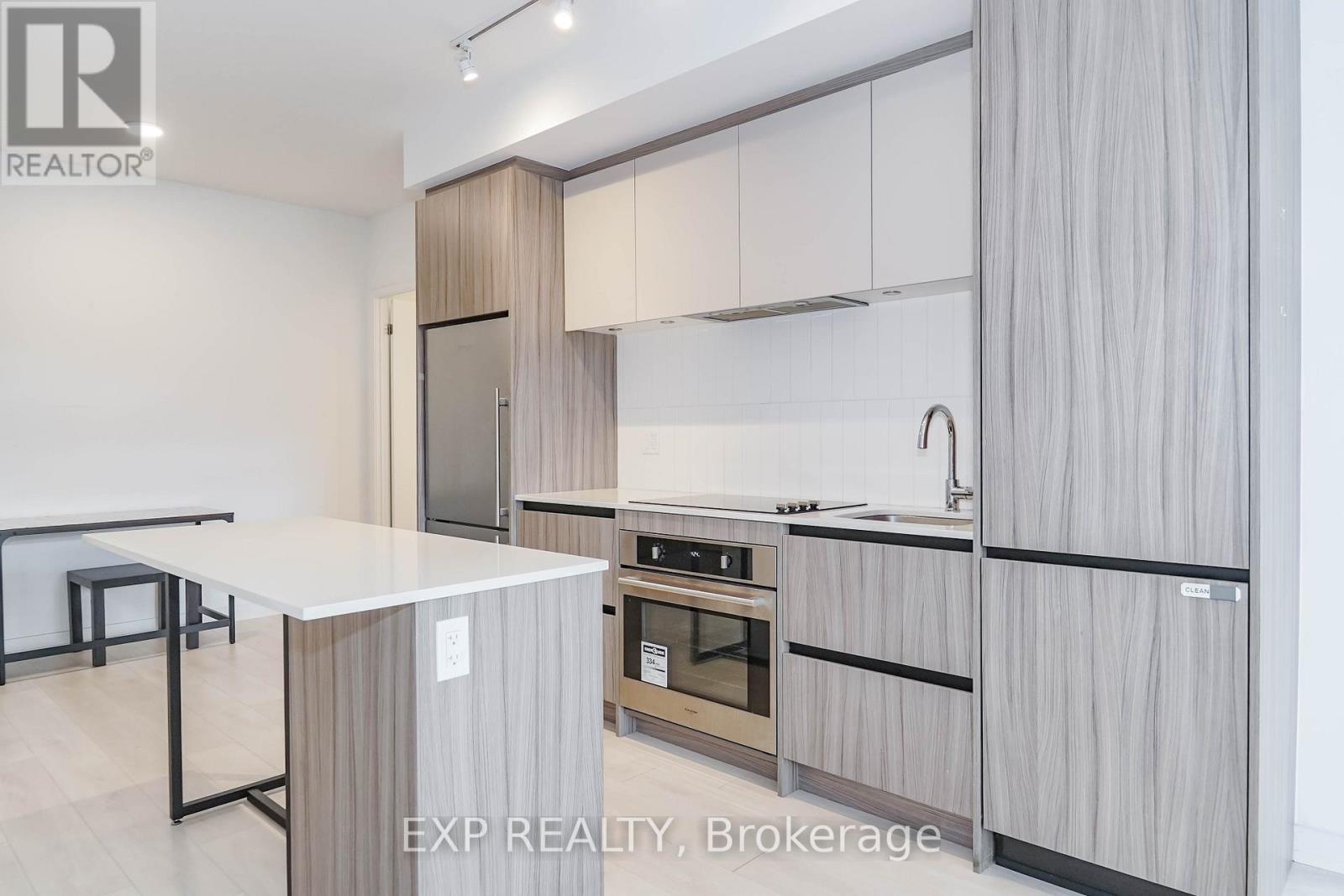 D328 - 8 Beverley Glen Boulevard, Vaughan, Ontario  L4J 0L5 - Photo 7 - N12564090