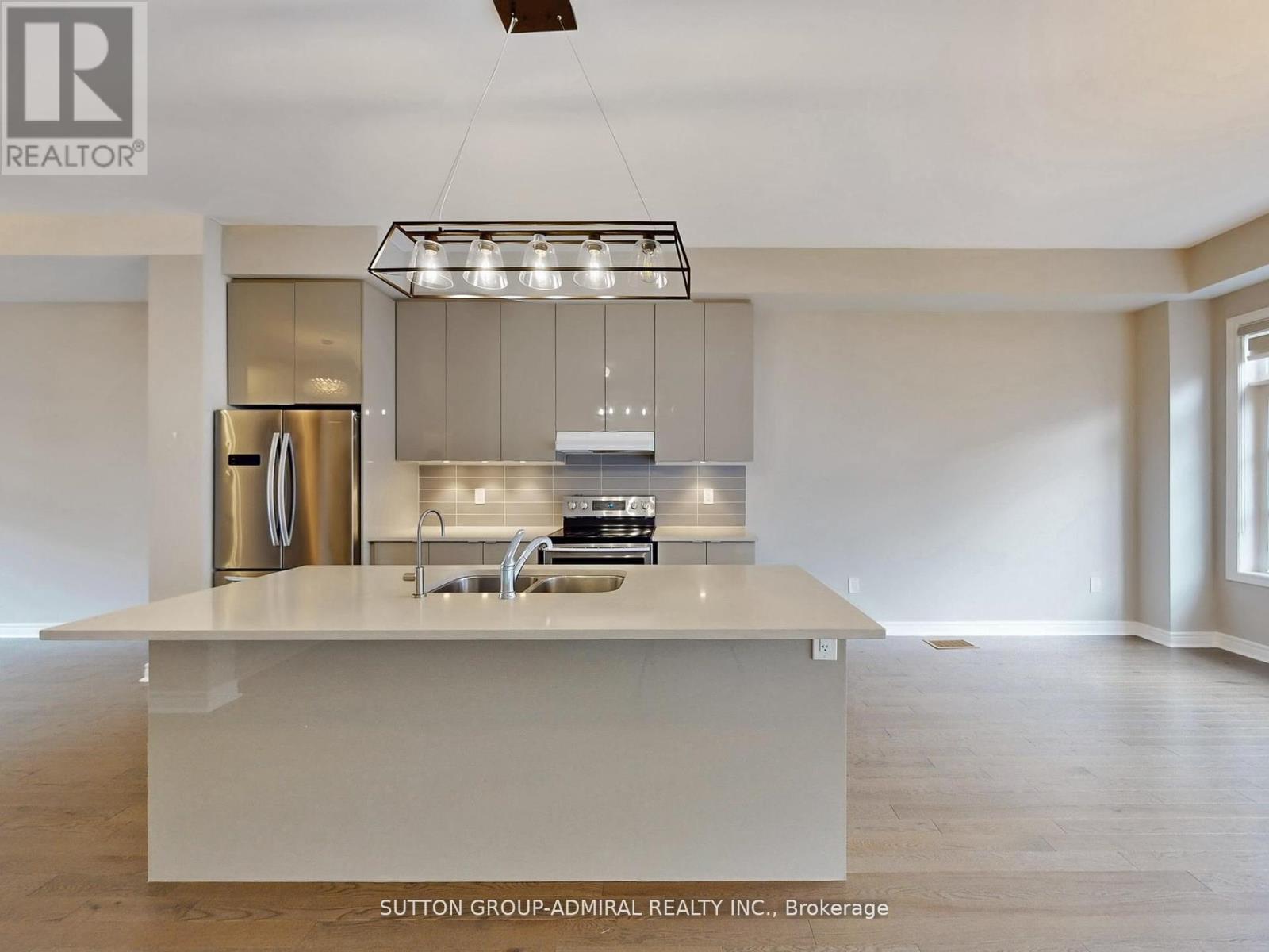 70 Laskin Drive, Vaughan, Ontario  L6A 5A4 - Photo 17 - N12564126