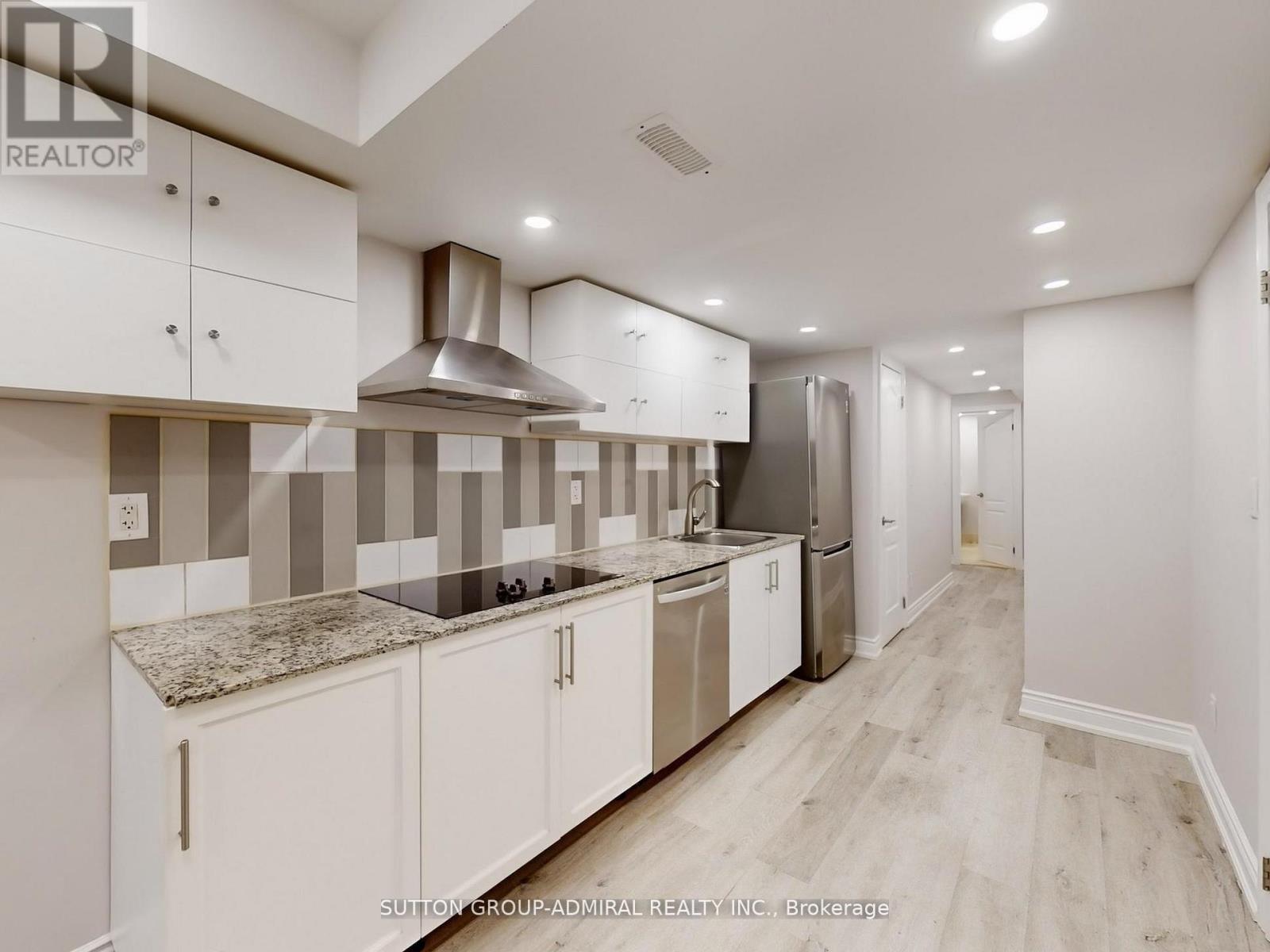 70 Laskin Drive, Vaughan, Ontario  L6A 5A4 - Photo 32 - N12564126