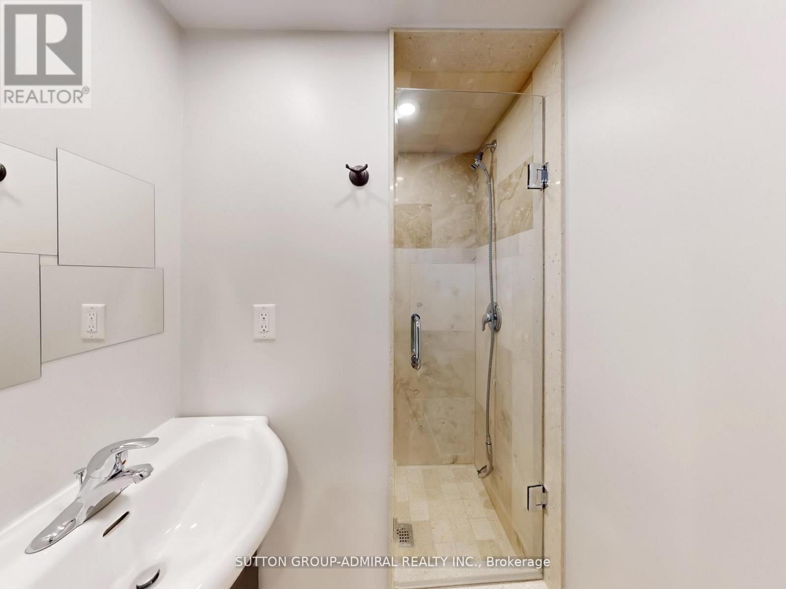 70 Laskin Drive, Vaughan, Ontario  L6A 5A4 - Photo 34 - N12564126