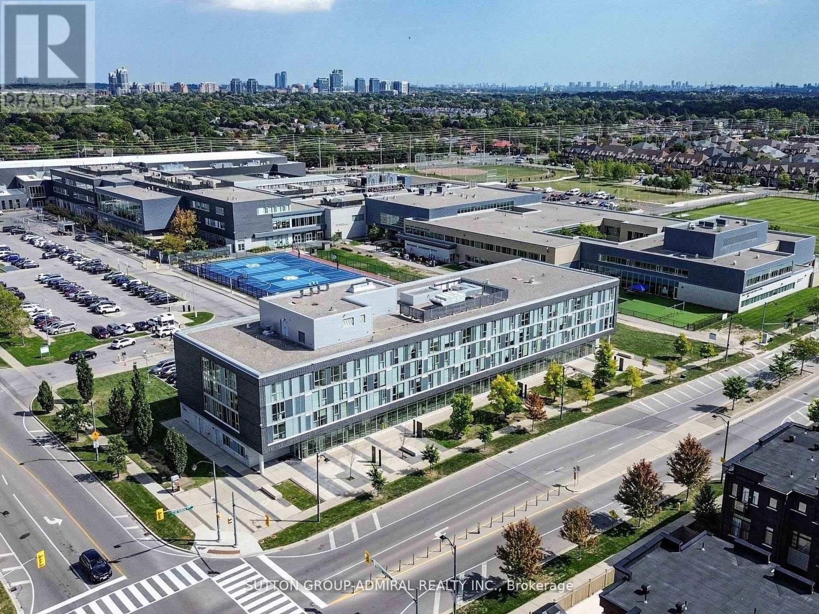 70 Laskin Drive, Vaughan, Ontario  L6A 5A4 - Photo 42 - N12564126