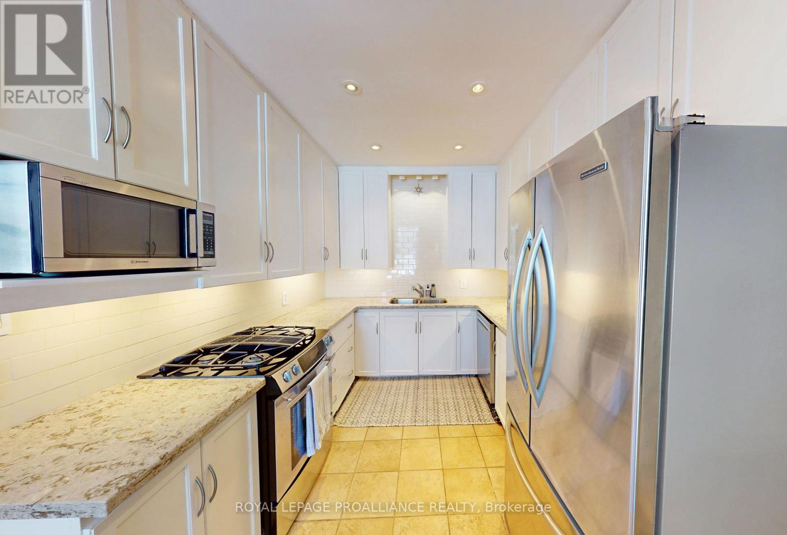 374 Bloomfield Main Street, Prince Edward County (Bloomfield Ward), Ontario  K0K 1G0 - Photo 14 - X12454834