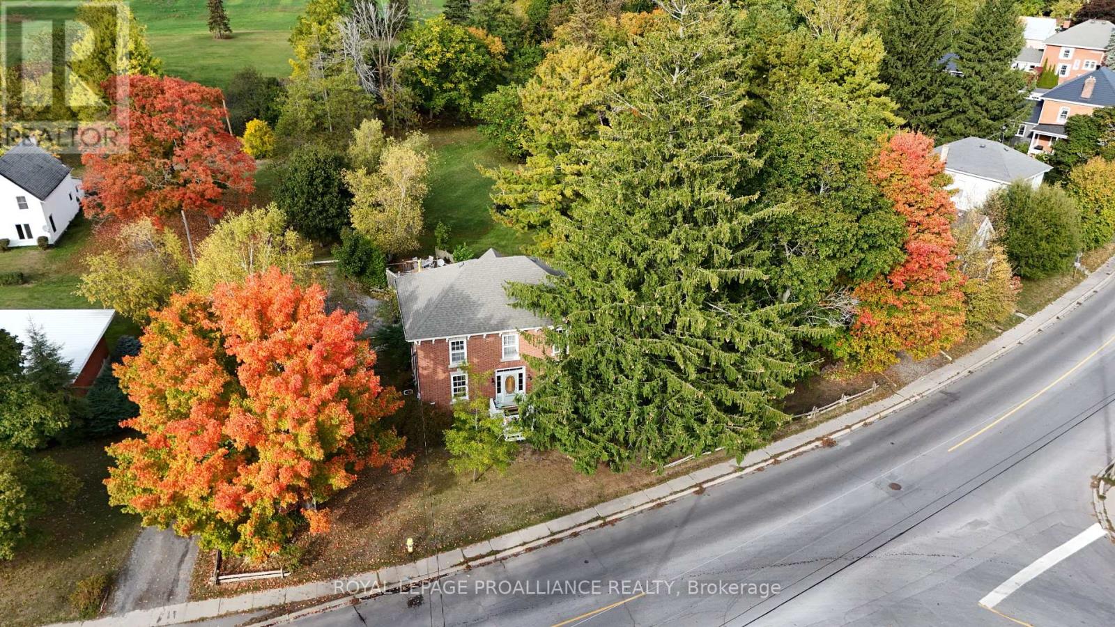 374 Bloomfield Main Street, Prince Edward County (Bloomfield Ward), Ontario  K0K 1G0 - Photo 35 - X12454834