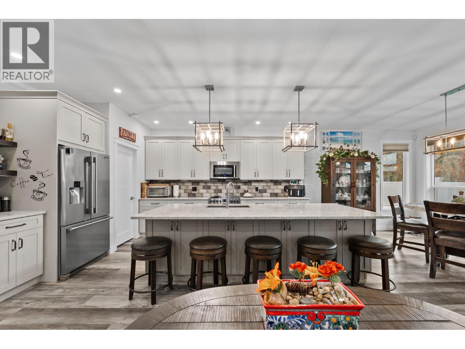 4831 Aspen Park Drive, Kamloops, British Columbia  V2H 1M5 - Photo 6 - 10367009