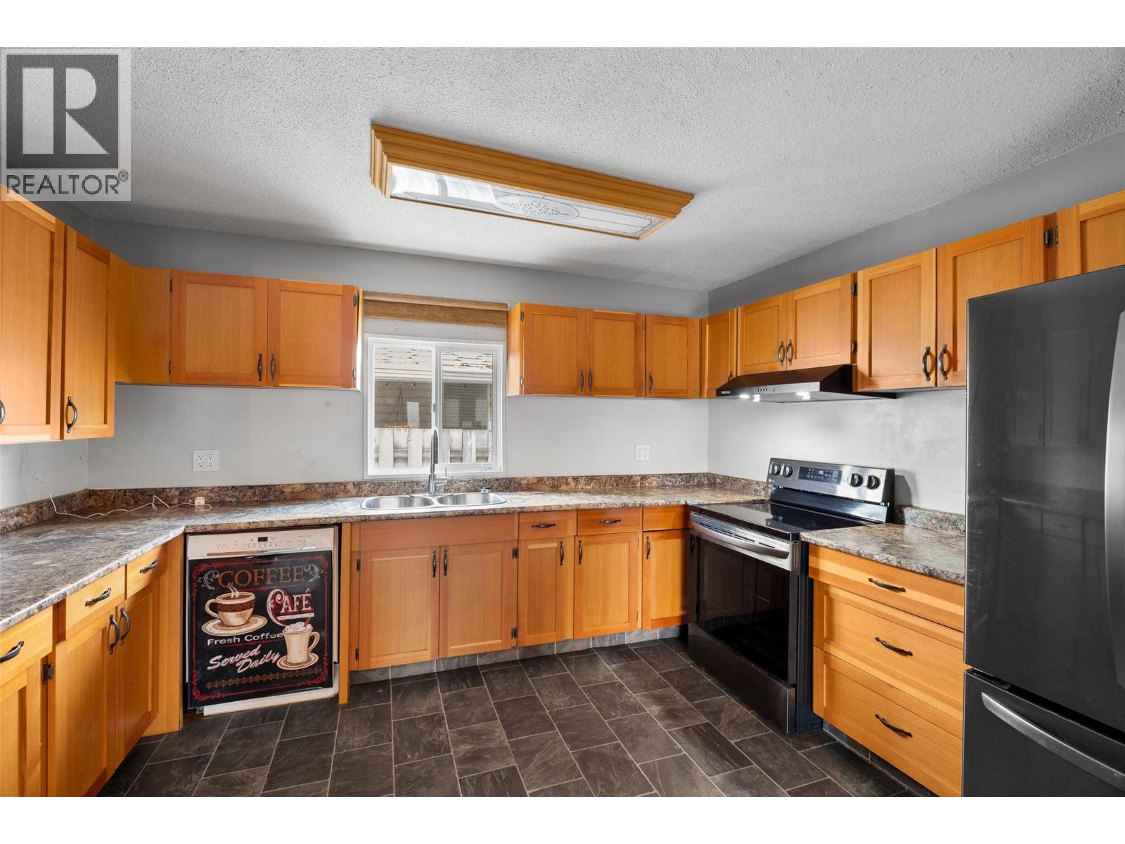 283 Beach Avenue, Kamloops, British Columbia  V2B 1C4 - Photo 6 - 10369492