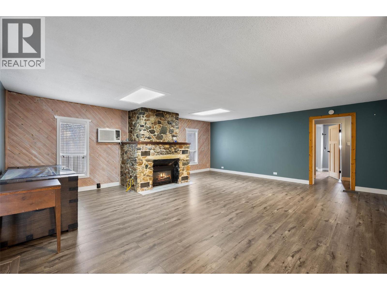 283 Beach Avenue, Kamloops, British Columbia  V2B 1C4 - Photo 11 - 10369492