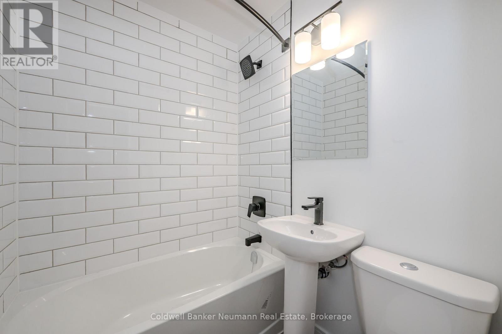 7 - 104 Elizabeth Street, Guelph (St. Patrick's Ward), Ontario  N1E 2X4 - Photo 13 - X12564294