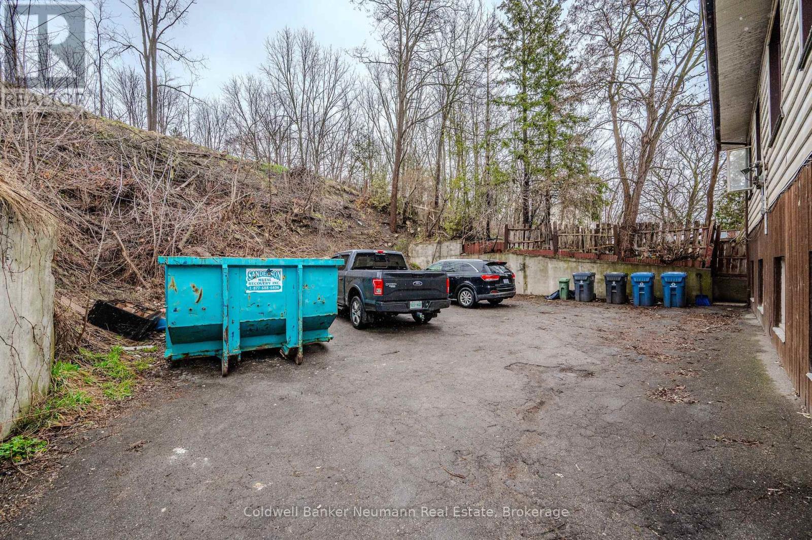 7 - 104 Elizabeth Street, Guelph (St. Patrick's Ward), Ontario  N1E 2X4 - Photo 15 - X12564294