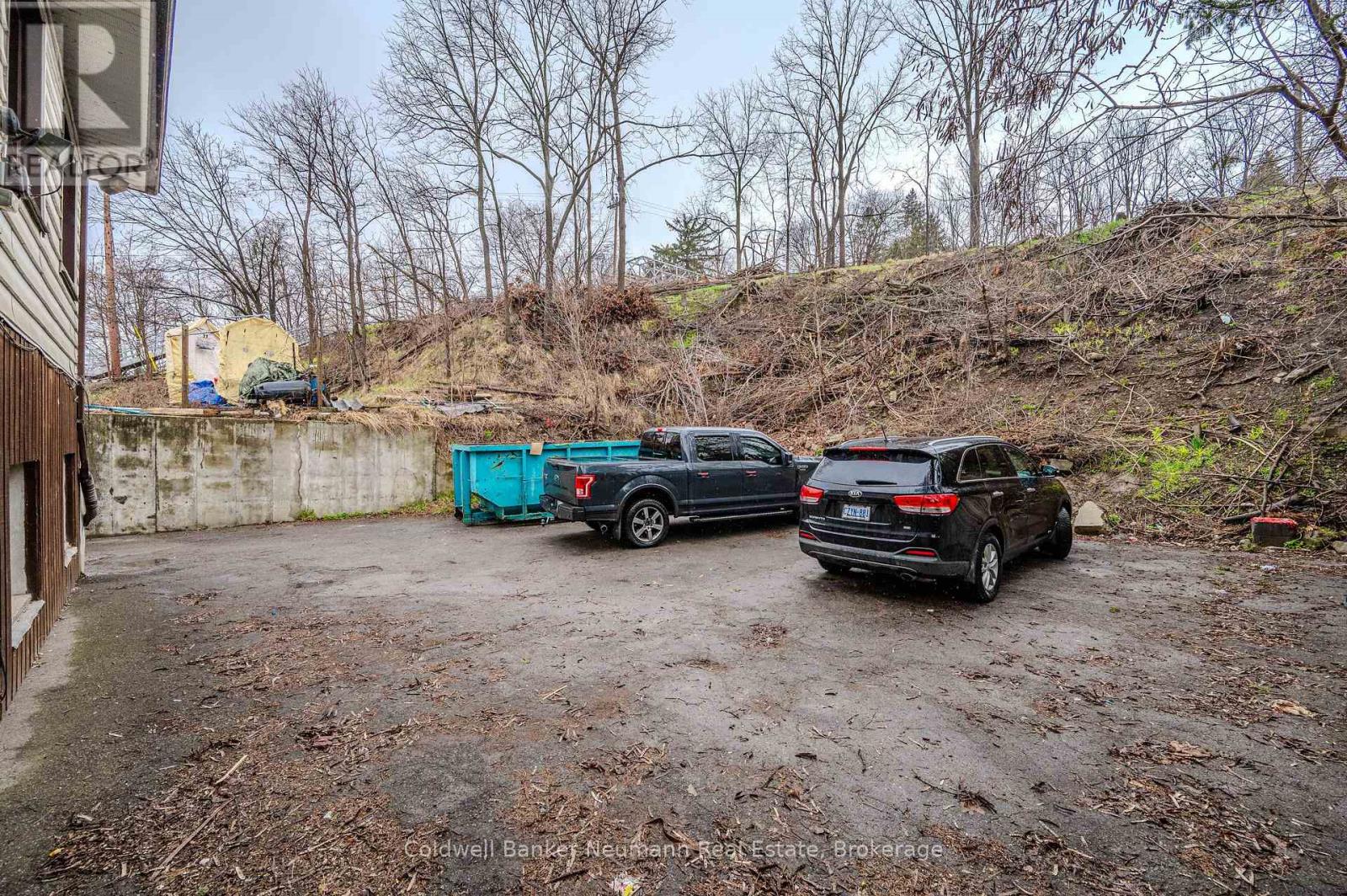 7 - 104 Elizabeth Street, Guelph (St. Patrick's Ward), Ontario  N1E 2X4 - Photo 16 - X12564294