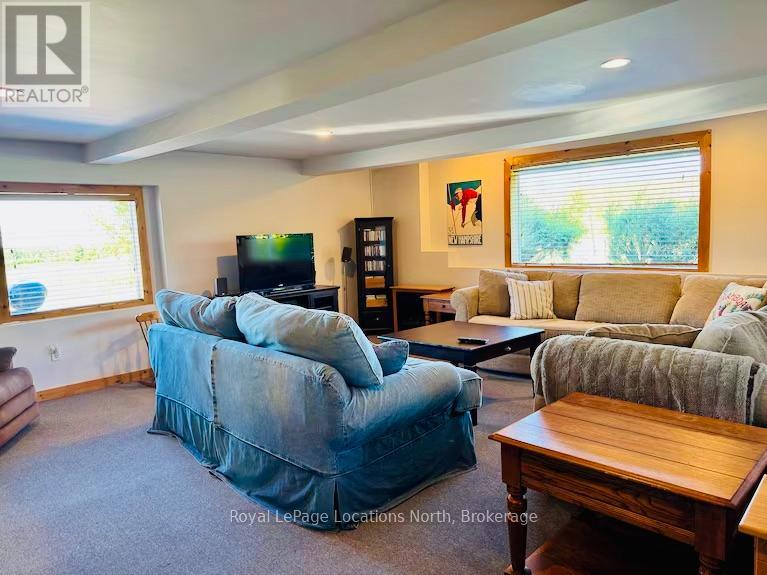 569513 6th Side Road, Blue Mountains, Ontario  N0H 2E0 - Photo 15 - X12564346