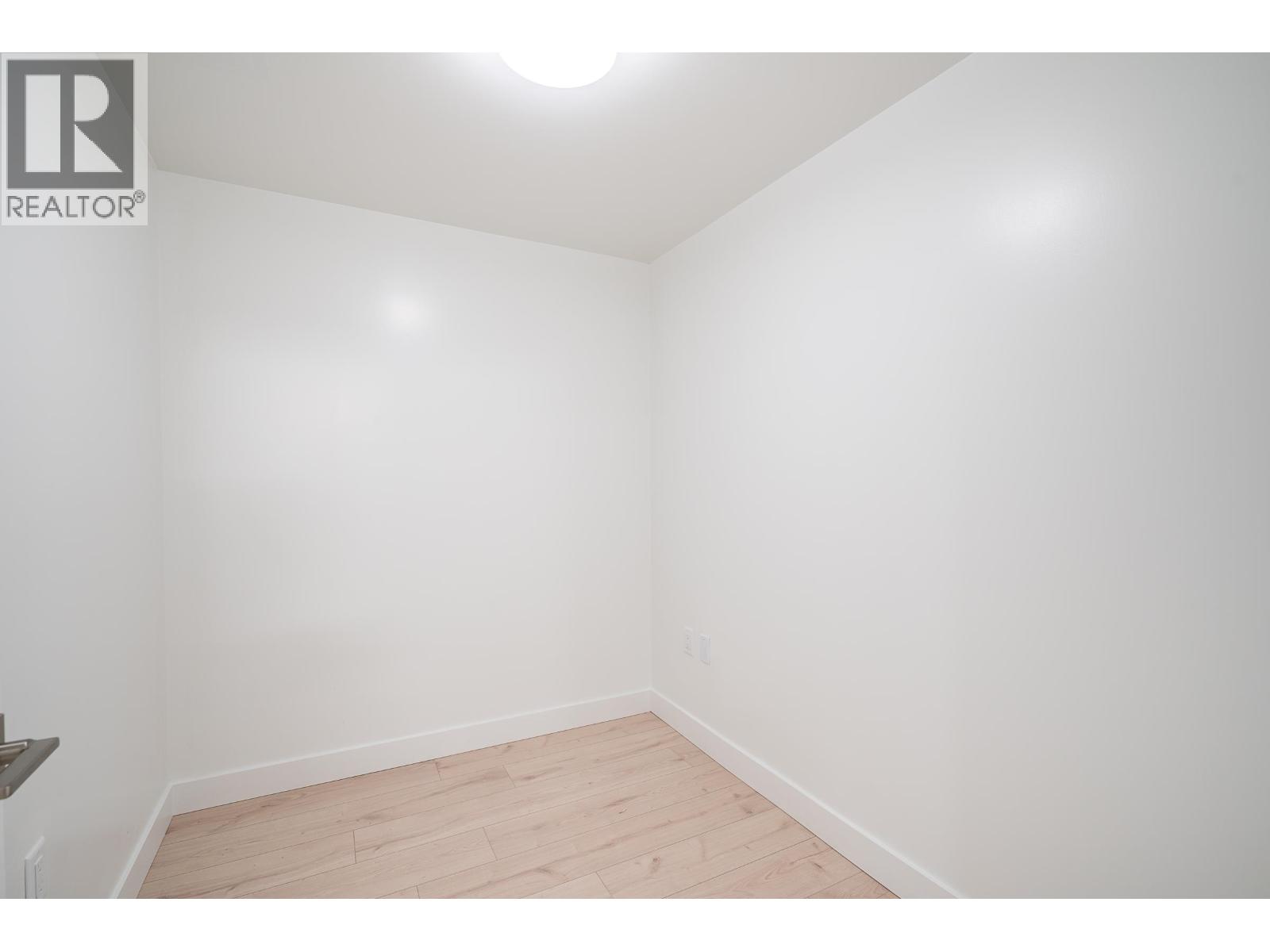 205 8428 Park Road, Richmond, British Columbia  V6Y 0K1 - Photo 6 - R3063761