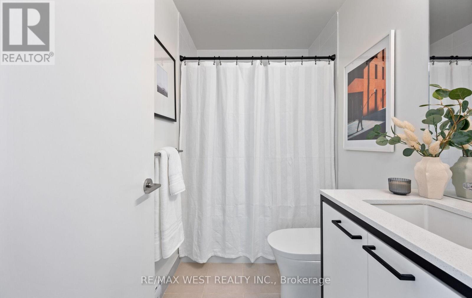 1103 - 1808 St Clair Avenue W, Toronto, Ontario  M6N 0C1 - Photo 17 - W12564068