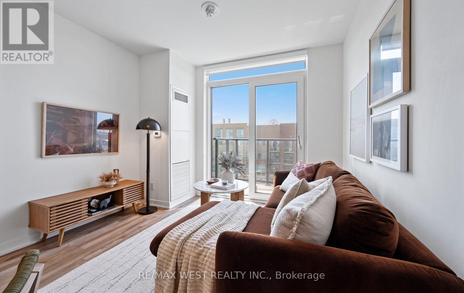 1103 - 1808 St Clair Avenue W, Toronto, Ontario  M6N 0C1 - Photo 2 - W12564068