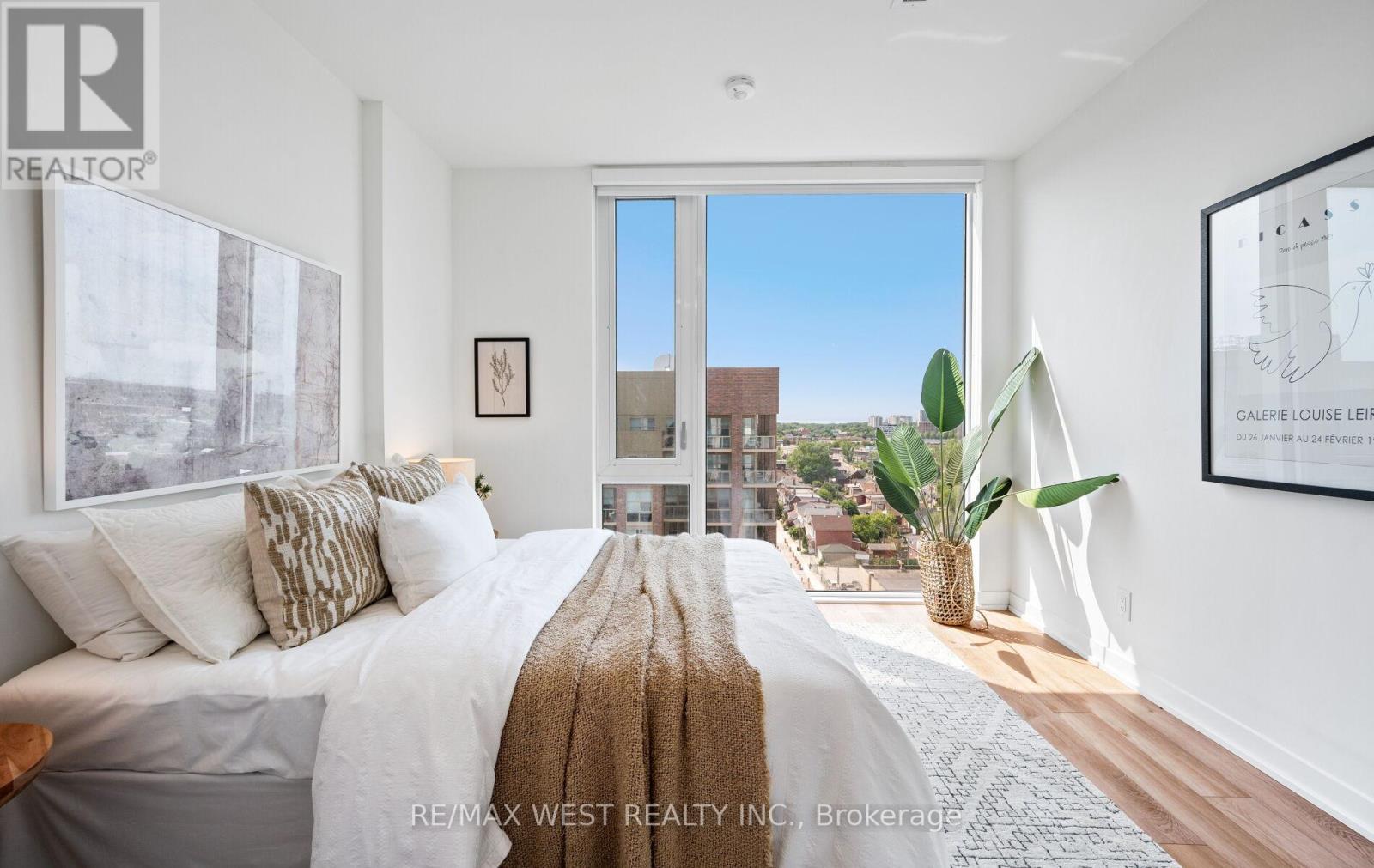 1103 - 1808 St Clair Avenue W, Toronto, Ontario  M6N 0C1 - Photo 26 - W12564068