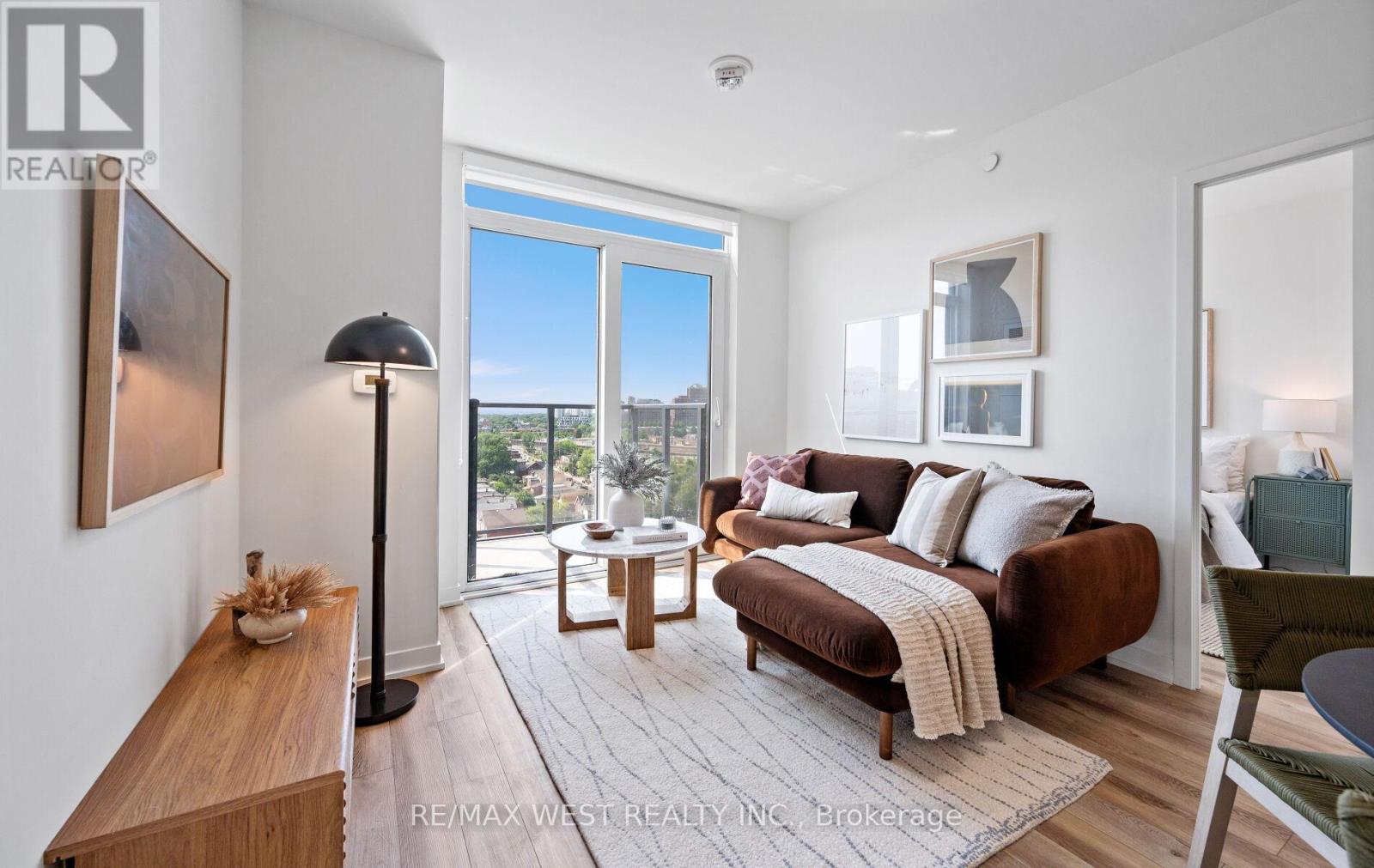 1103 - 1808 St Clair Avenue W, Toronto, Ontario  M6N 0C1 - Photo 3 - W12564068