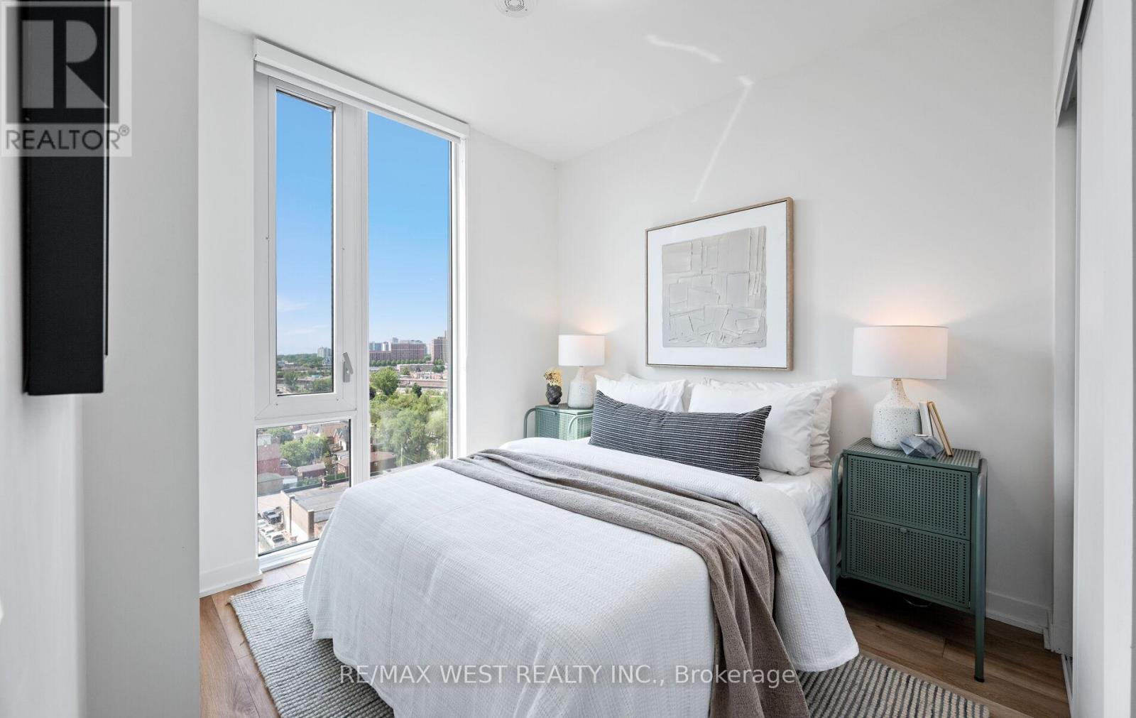 1103 - 1808 St Clair Avenue W, Toronto, Ontario  M6N 0C1 - Photo 31 - W12564068