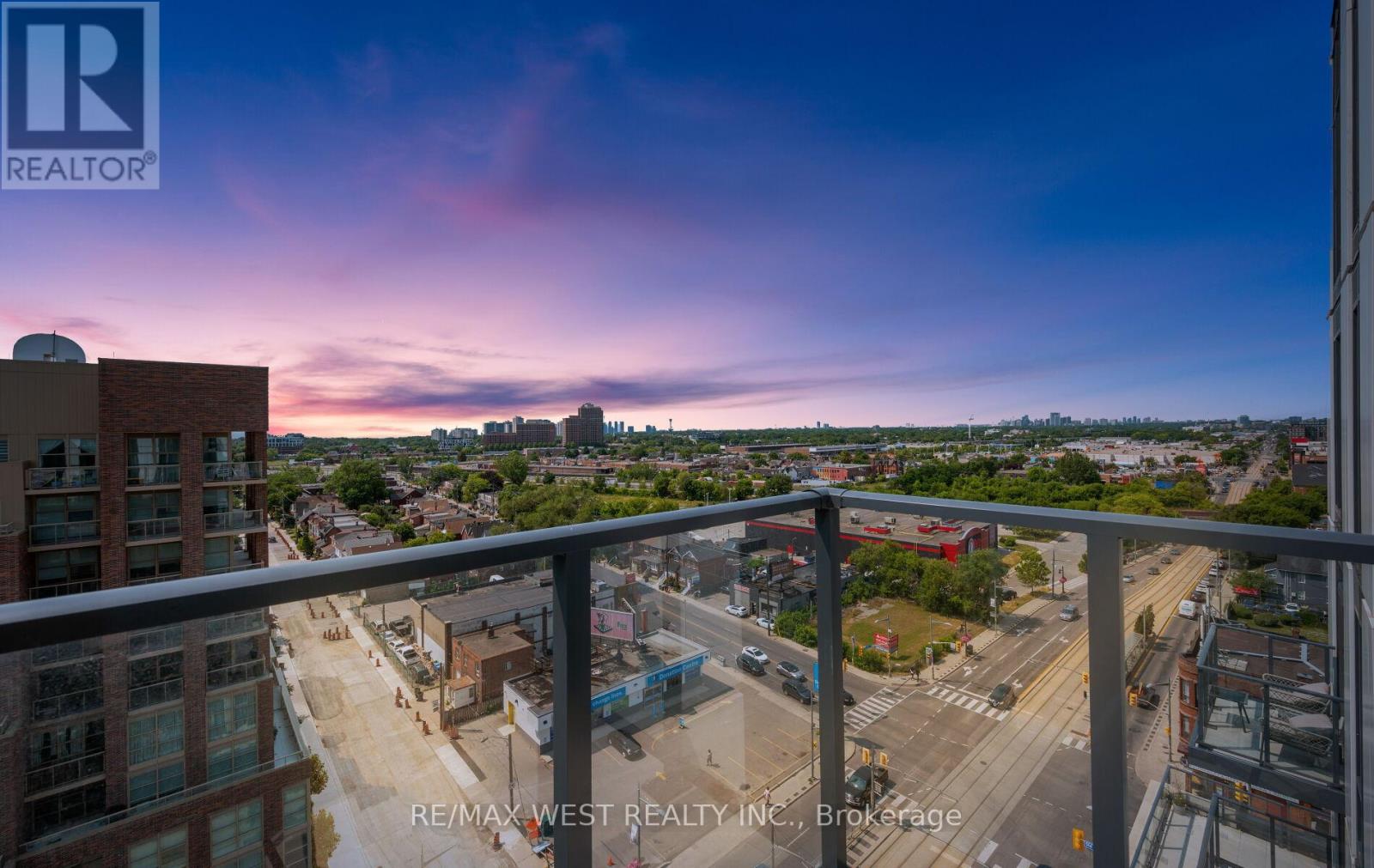 1103 - 1808 St Clair Avenue W, Toronto, Ontario  M6N 0C1 - Photo 35 - W12564068