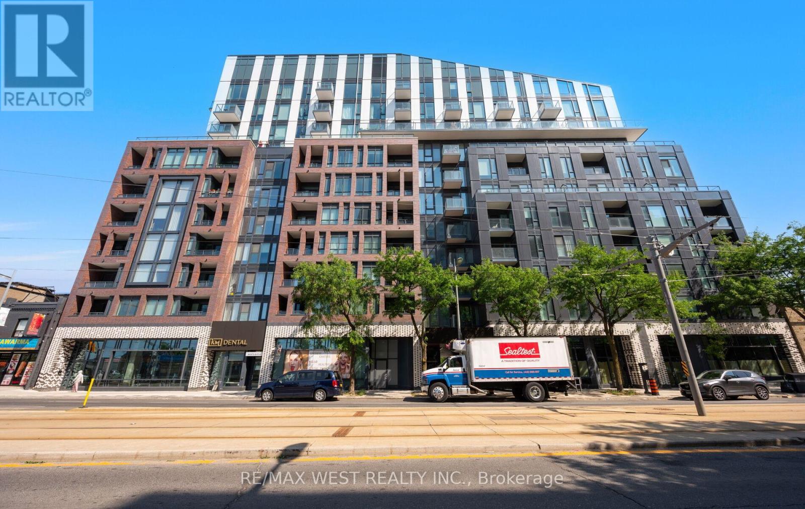 1103 - 1808 St Clair Avenue W, Toronto, Ontario  M6N 0C1 - Photo 38 - W12564068