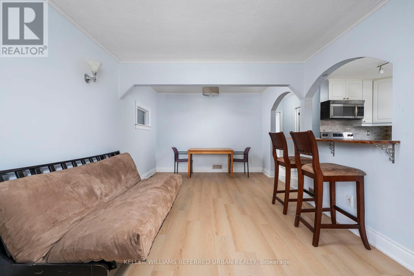 Main - 39 Cayuga Avenue, Toronto, Ontario  M6N 2G2 - Photo 13 - W12564070