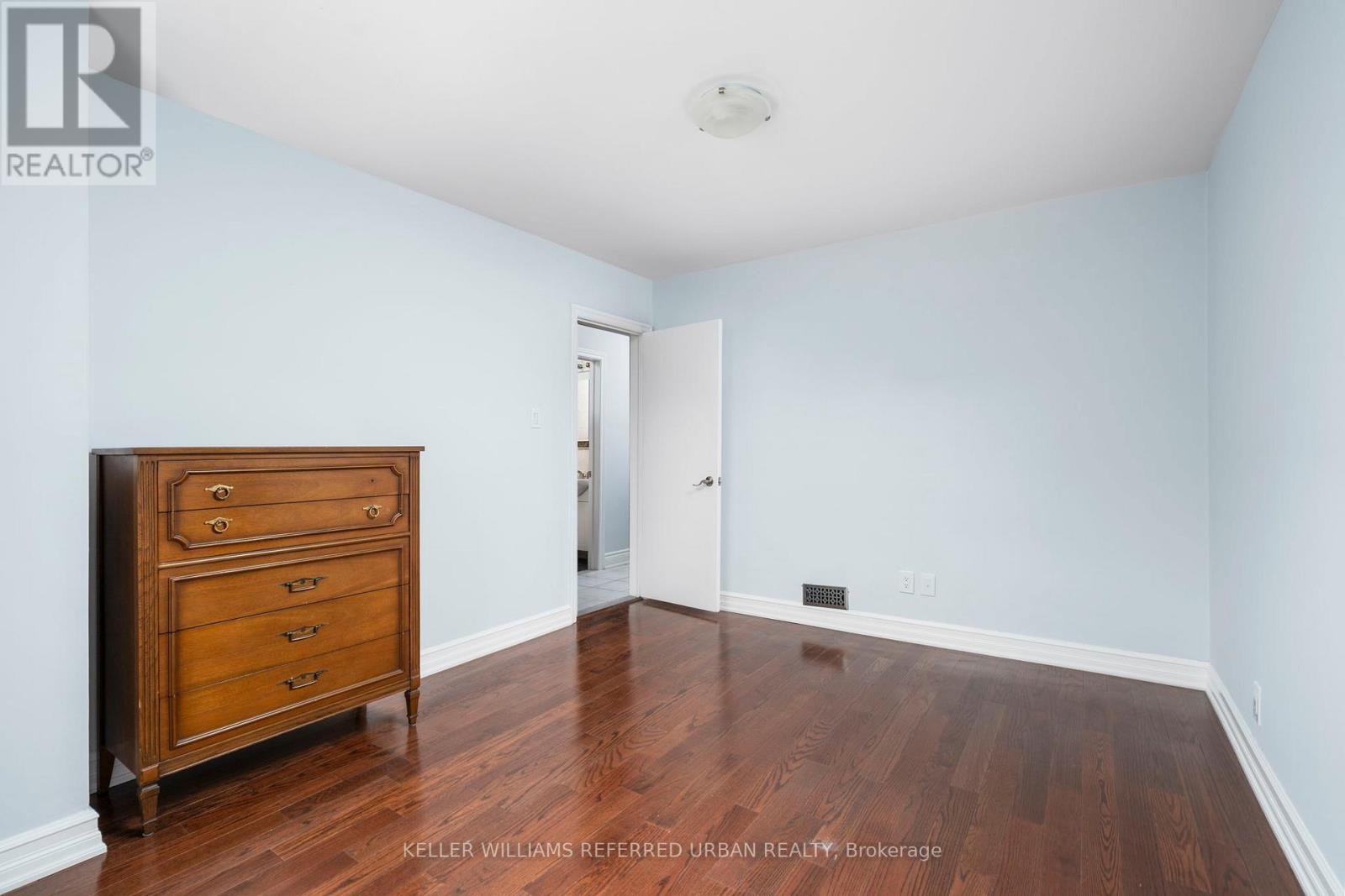 Main - 39 Cayuga Avenue, Toronto, Ontario  M6N 2G2 - Photo 21 - W12564070