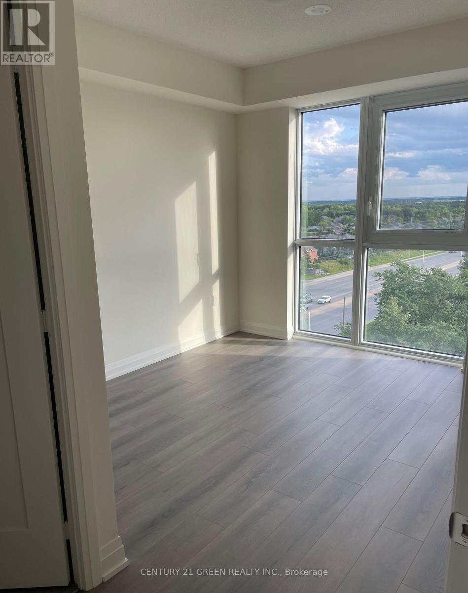 620 - 509 Dundas Street W, Oakville, Ontario  L6M 4M2 - Photo 4 - W12564072