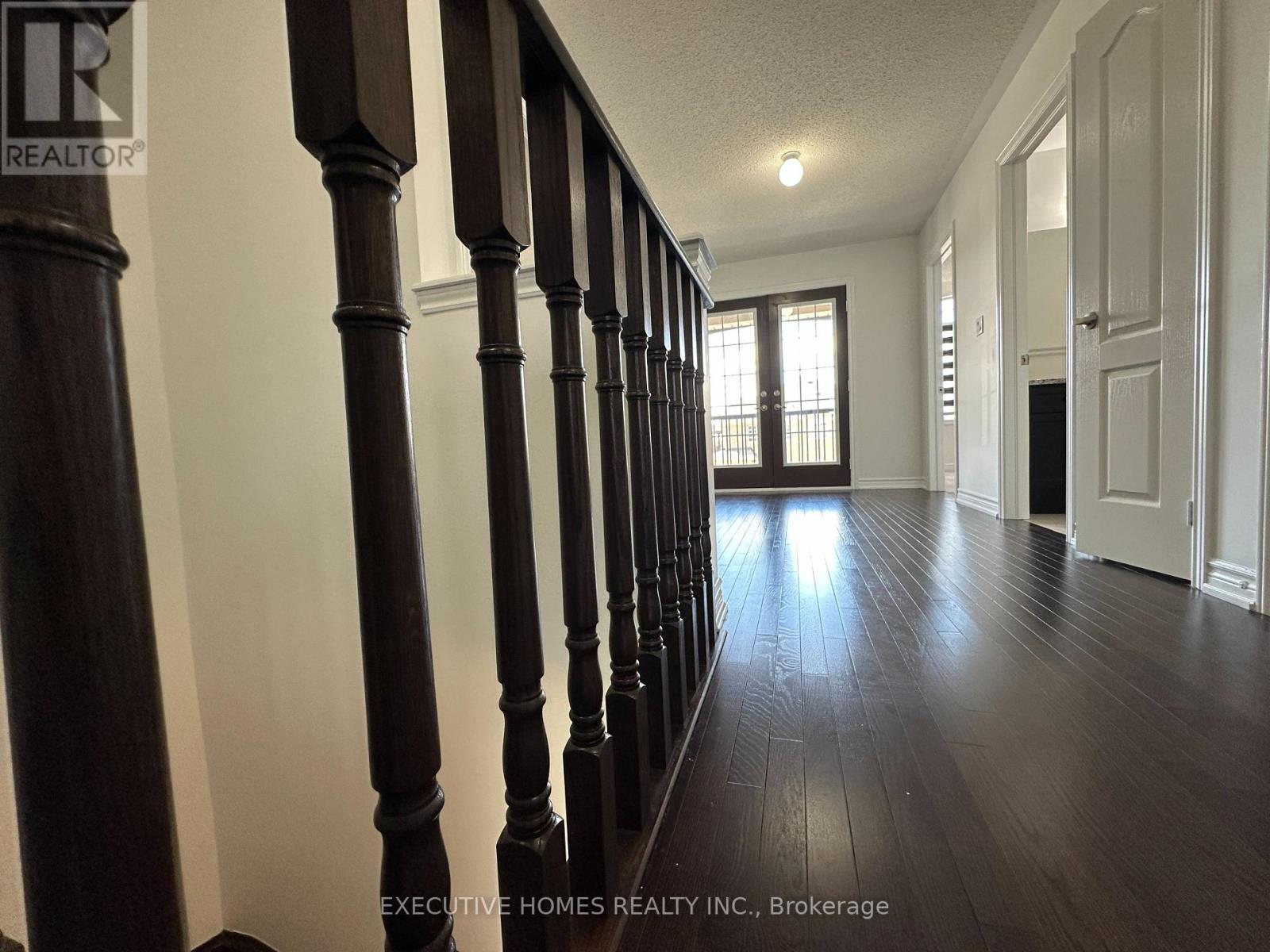 21 Elmcrest Drive, Brampton, Ontario  L6Y 0H7 - Photo 14 - W12564080