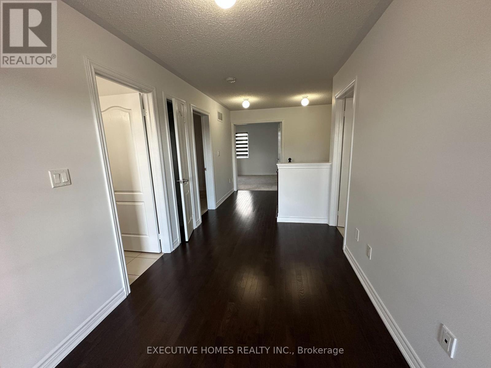 21 Elmcrest Drive, Brampton, Ontario  L6Y 0H7 - Photo 16 - W12564080