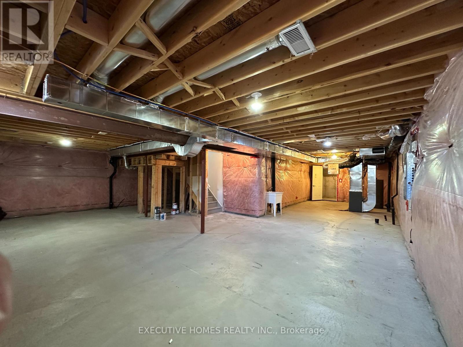 21 Elmcrest Drive, Brampton, Ontario  L6Y 0H7 - Photo 37 - W12564080