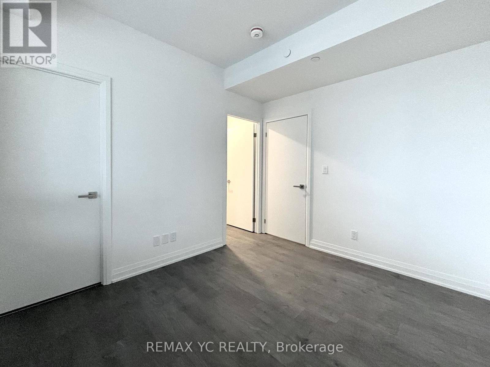 2410 - 4015 The Exchange, Mississauga, Ontario  L5B 0N9 - Photo 11 - W12564152