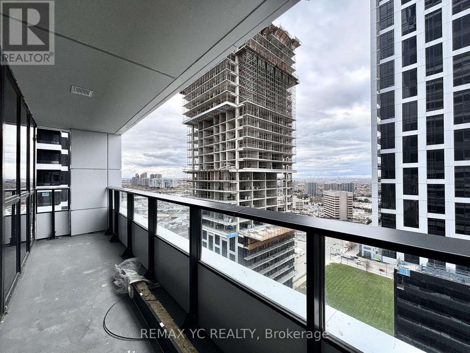 2410 - 4015 The Exchange, Mississauga, Ontario  L5B 0N9 - Photo 24 - W12564152